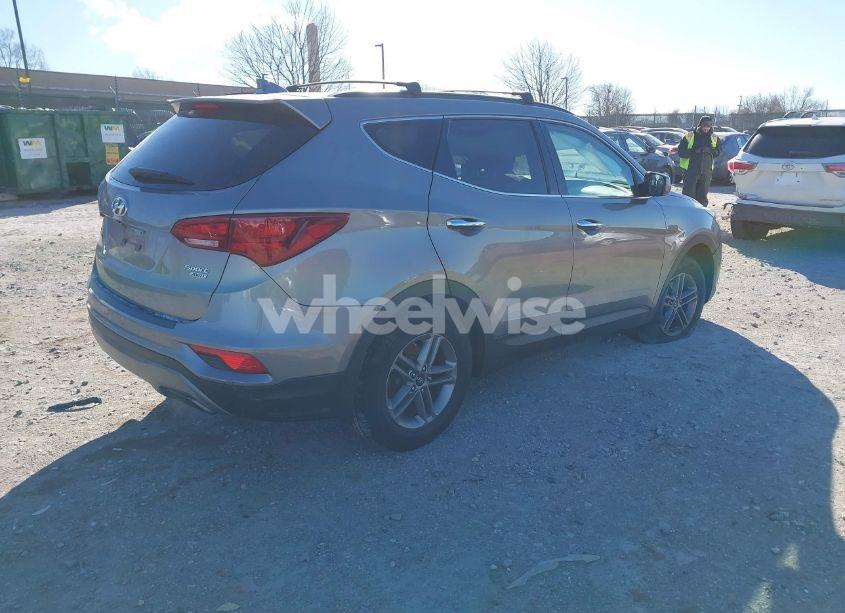 Photo 4 of 2017 Hyundai Santa FE SPORT 2.4L (VIN 5NMZUDLB1HH007437)