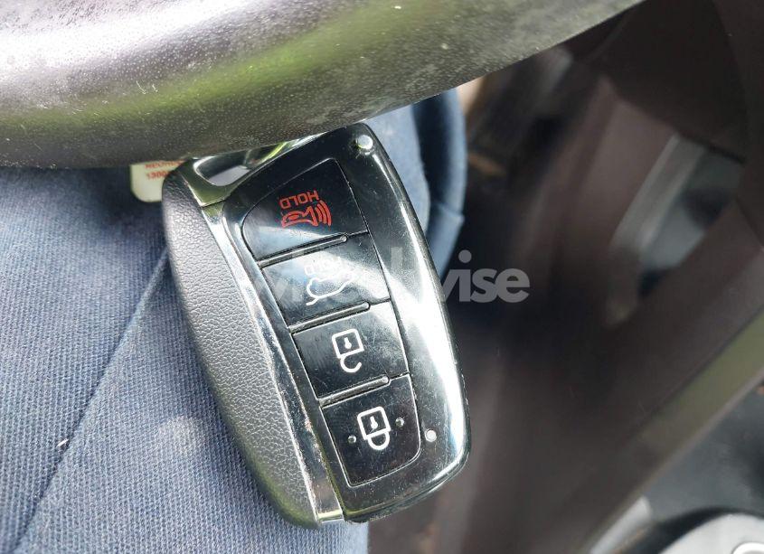 Photo 11 of 2017 Hyundai Santa FE SPORT 2.4L (VIN 5NMZUDLB1HH034699)