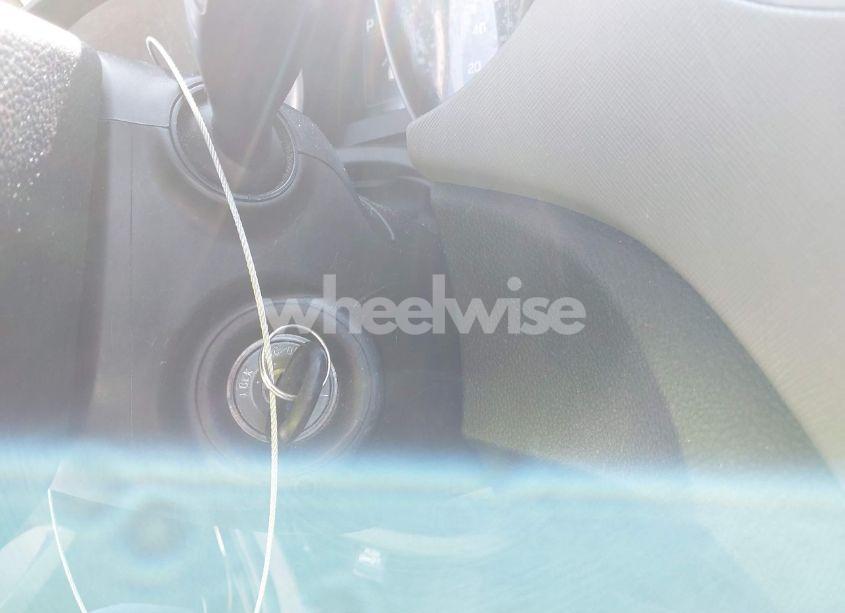 Photo 11 of 2017 Hyundai Santa FE SPORT 2.4L (VIN 5NMZUDLB1HH036047)