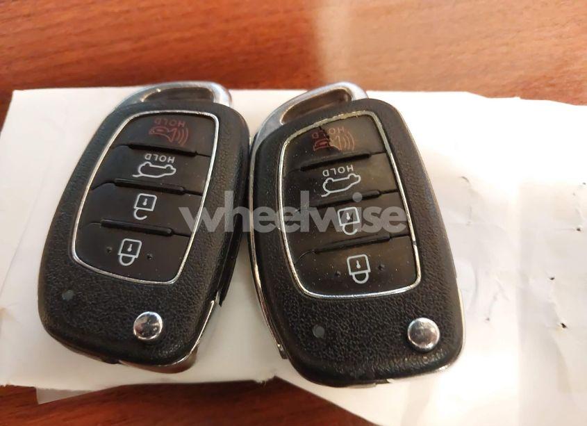 Photo 11 of 2017 Hyundai Santa FE SPORT 2.4L (VIN 5NMZUDLB2HH010069)