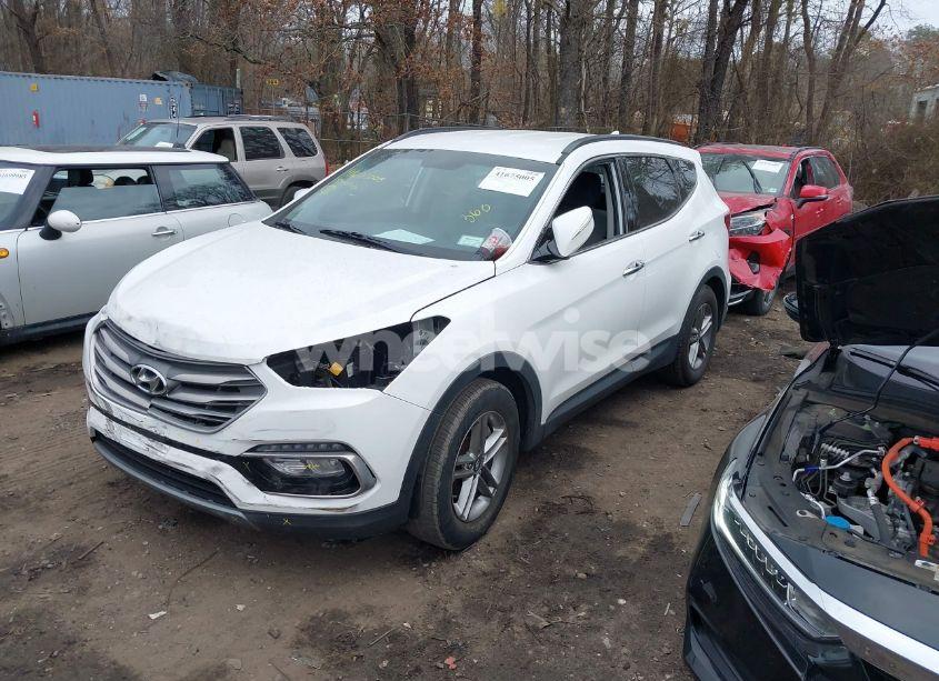 Photo 2 of 2018 Hyundai Santa FE SPORT 2.4L (VIN 5NMZUDLB2JH073419)