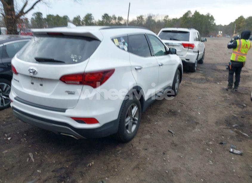 Photo 4 of 2018 Hyundai Santa FE SPORT 2.4L (VIN 5NMZUDLB2JH073419)