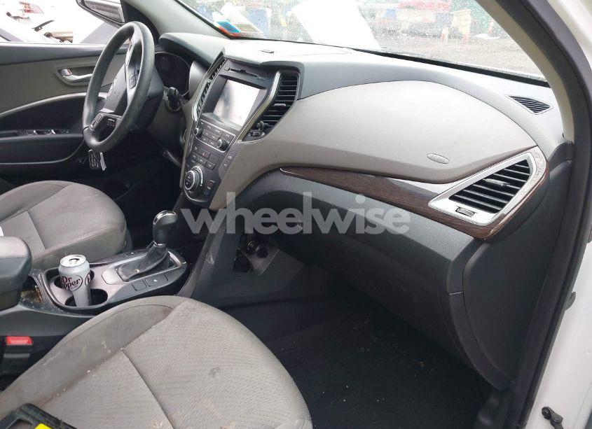 Photo 5 of 2018 Hyundai Santa FE SPORT 2.4L (VIN 5NMZUDLB2JH073419)