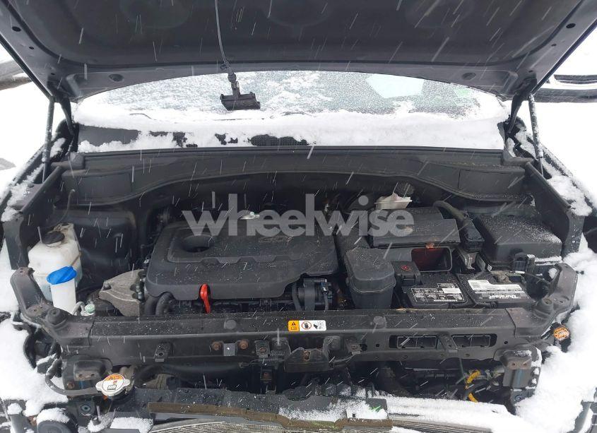 Photo 10 of 2018 Hyundai Santa FE SPORT (VIN 5NMZUDLB2JH093220)