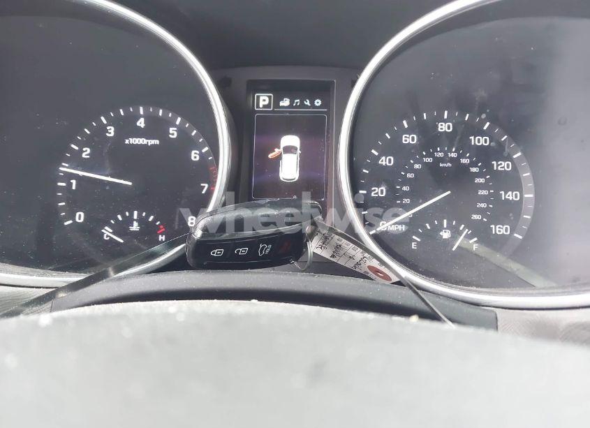 Photo 11 of 2018 Hyundai Santa FE SPORT (VIN 5NMZUDLB2JH093220)