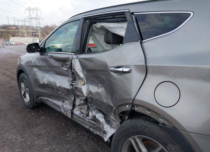 Photo 17 of 2018 Hyundai Santa FE SPORT 2.4L (VIN 5NMZUDLB2JH099910)