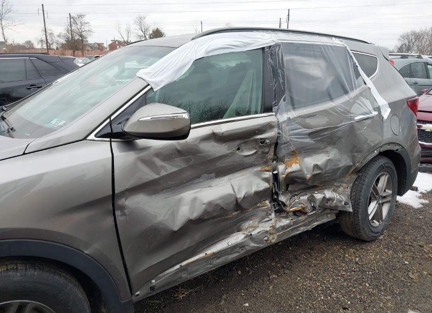 Photo 6 of 2018 Hyundai Santa FE SPORT 2.4L (VIN 5NMZUDLB2JH099910)