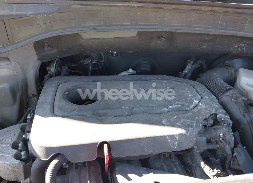 Photo 10 of 2017 Hyundai Santa FE SPORT 2.4L (VIN 5NMZUDLB3HH002904)