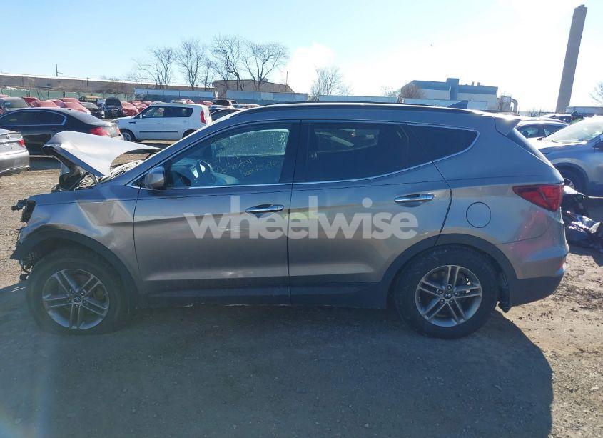 Photo 15 of 2017 Hyundai Santa FE SPORT 2.4L (VIN 5NMZUDLB3HH002904)