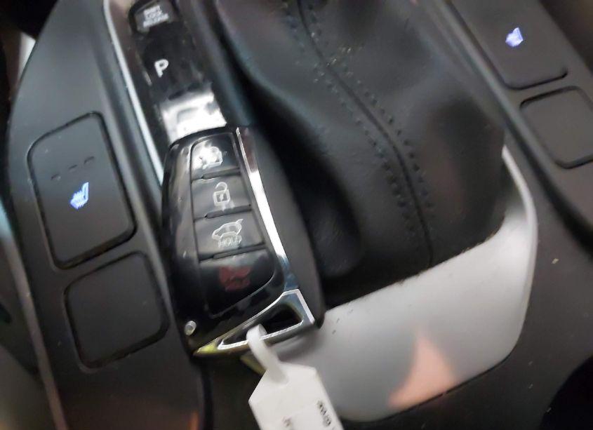 Photo 11 of 2017 Hyundai Santa FE SPORT 2.4L (VIN 5NMZUDLB3HH020173)