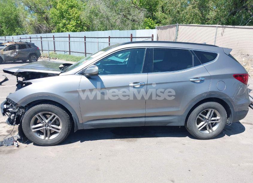 Photo 15 of 2017 Hyundai Santa FE SPORT 2.4L (VIN 5NMZUDLB3HH047664)