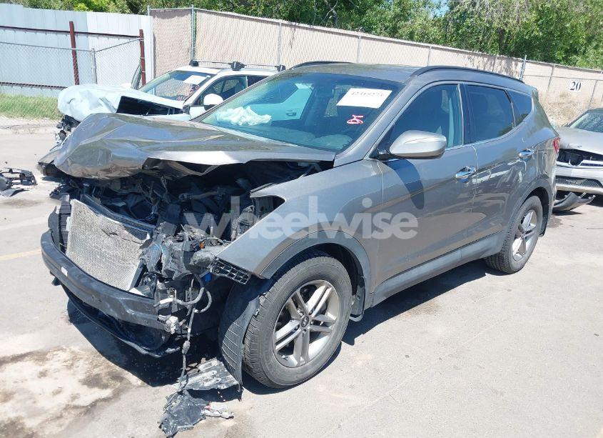 Photo 2 of 2017 Hyundai Santa FE SPORT 2.4L (VIN 5NMZUDLB3HH047664)