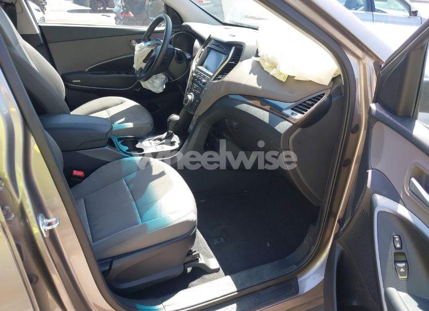 Photo 5 of 2017 Hyundai Santa FE SPORT 2.4L (VIN 5NMZUDLB3HH047664)