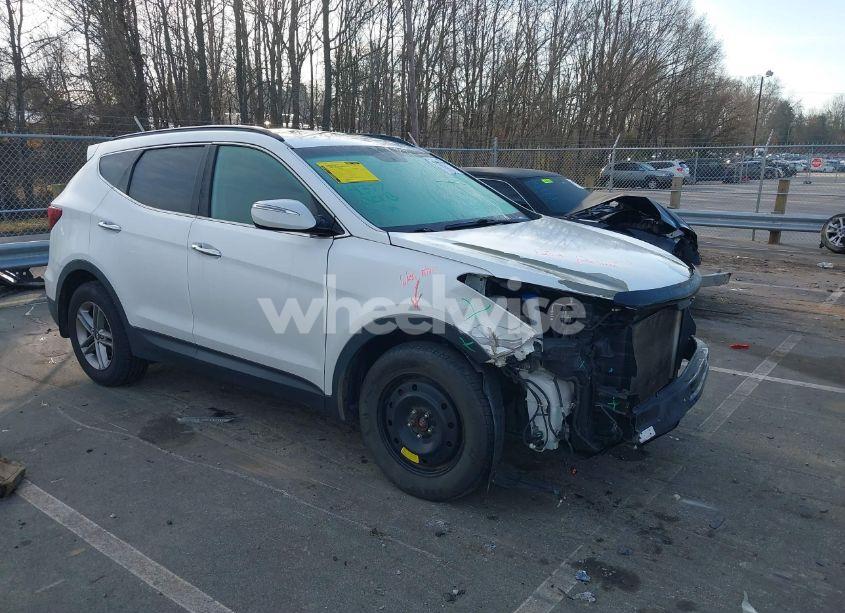 2018 Hyundai Santa FE SPORT 2.4L (VIN 5NMZUDLB3JH056905) main photo