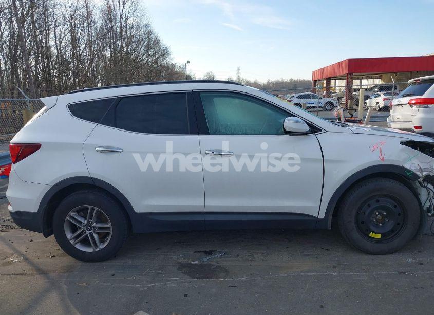 Photo 14 of 2018 Hyundai Santa FE SPORT 2.4L (VIN 5NMZUDLB3JH056905)