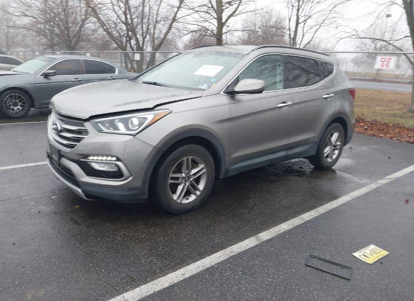 Photo 2 of 2017 Hyundai Santa FE SPORT 2.4L (VIN 5NMZUDLB4HH035829)
