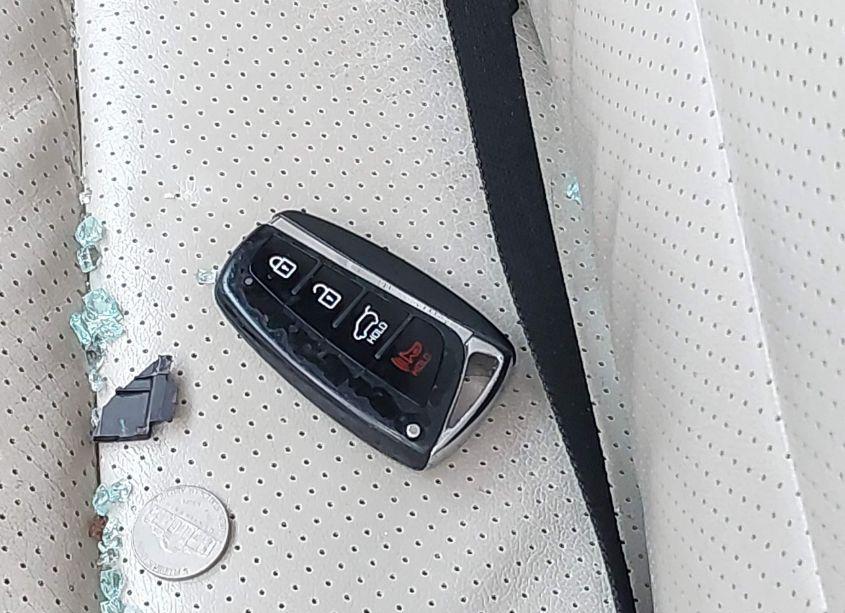 Photo 11 of 2018 Hyundai Santa FE SPORT 2.4L (VIN 5NMZUDLB4JH088245)