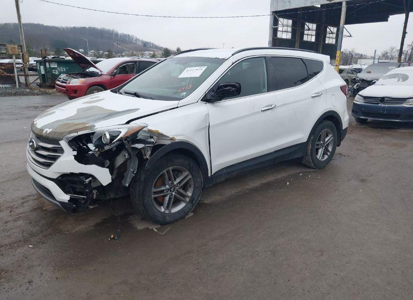 Photo 2 of 2017 Hyundai Santa FE SPORT 2.4L (VIN 5NMZUDLB5HH016433)