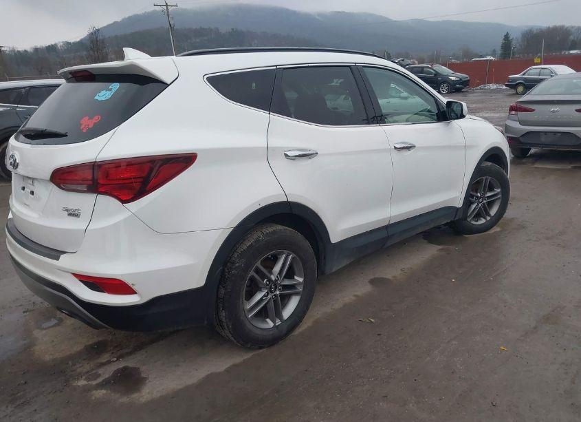 Photo 4 of 2017 Hyundai Santa FE SPORT 2.4L (VIN 5NMZUDLB5HH016433)