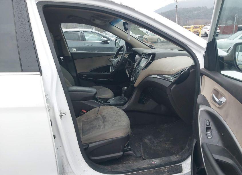 Photo 5 of 2017 Hyundai Santa FE SPORT 2.4L (VIN 5NMZUDLB5HH016433)