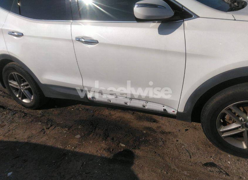 Photo 6 of 2017 Hyundai Santa FE SPORT 2.4L (VIN 5NMZUDLB5HH026024)