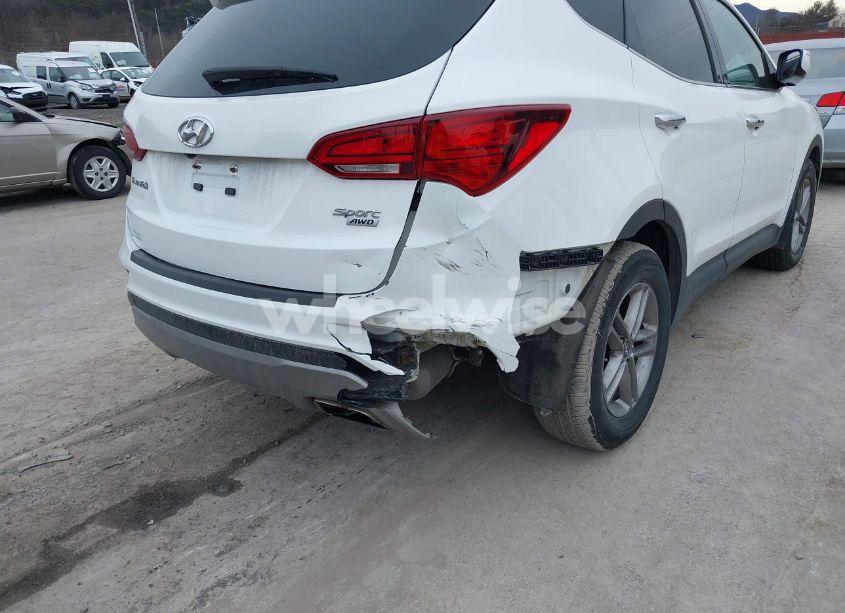 Photo 6 of 2018 Hyundai Santa FE SPORT 2.4L (VIN 5NMZUDLB5JH056405)