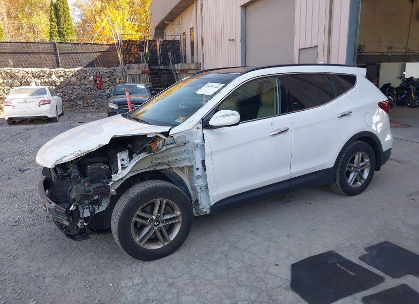 Photo 2 of 2018 Hyundai Santa FE SPORT 2.4L (VIN 5NMZUDLB6JH066232)