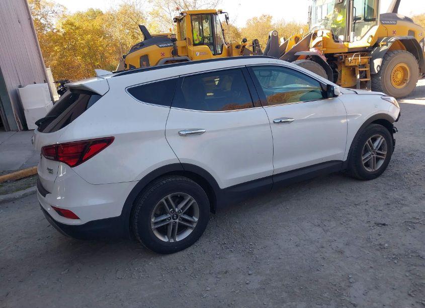 Photo 4 of 2018 Hyundai Santa FE SPORT 2.4L (VIN 5NMZUDLB6JH066232)