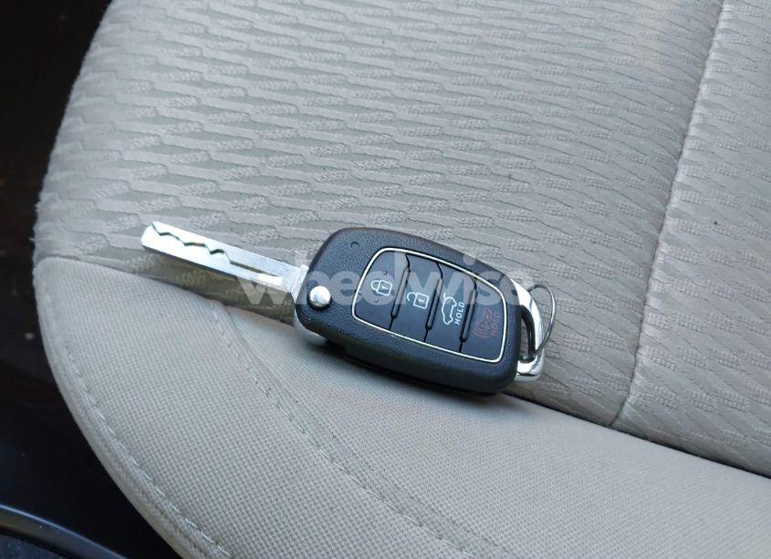 Photo 11 of 2017 Hyundai Santa FE SPORT 2.4L (VIN 5NMZUDLB7HH020547)