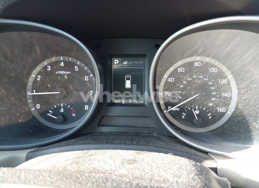 Photo 7 of 2017 Hyundai Santa FE SPORT 2.4L (VIN 5NMZUDLB7HH020547)