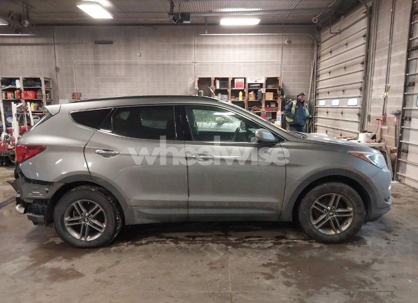 Photo 14 of 2018 Hyundai Santa FE SPORT 2.4L (VIN 5NMZUDLB7JH059242)