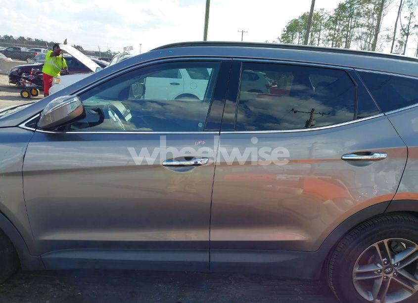 Photo 14 of 2018 Hyundai Santa FE SPORT 2.4L (VIN 5NMZUDLB7JH062724)