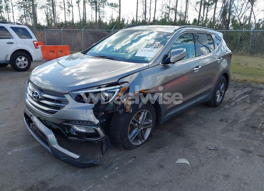 Photo 2 of 2018 Hyundai Santa FE SPORT 2.4L (VIN 5NMZUDLB7JH062724)