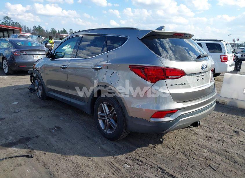 Photo 3 of 2018 Hyundai Santa FE SPORT 2.4L (VIN 5NMZUDLB7JH062724)