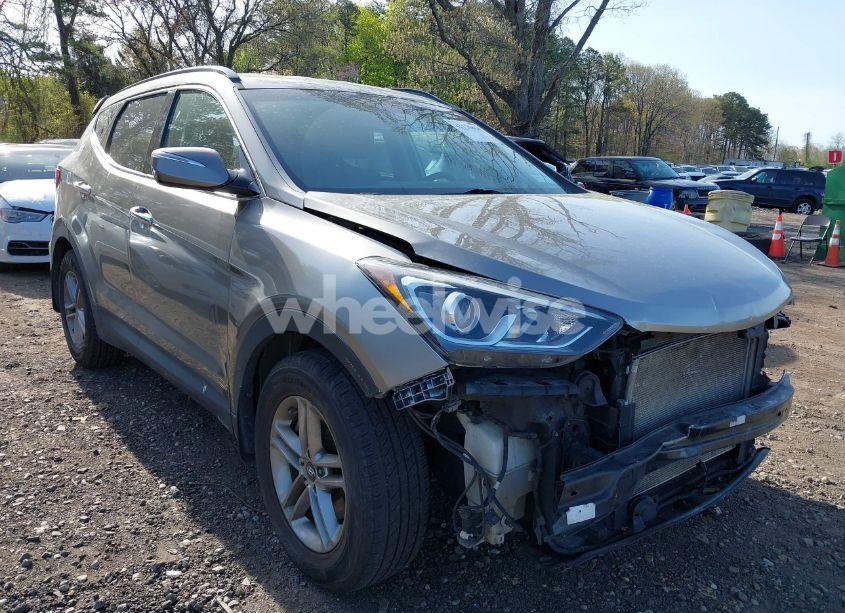 2018 Hyundai Santa FE SPORT 2.4L (VIN 5NMZUDLB7JH077241) main photo