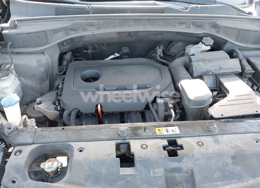 Photo 10 of 2018 Hyundai Santa FE SPORT 2.4L (VIN 5NMZUDLB7JH077241)