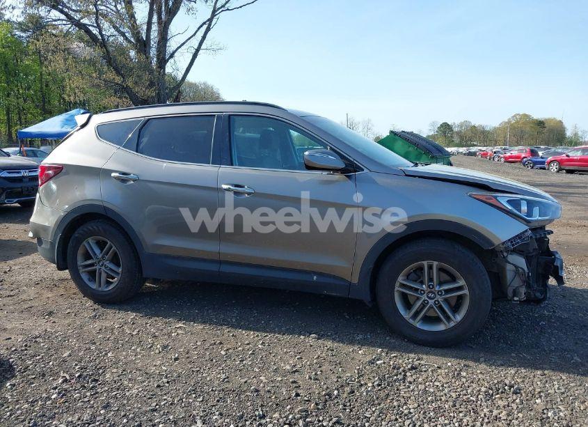 Photo 13 of 2018 Hyundai Santa FE SPORT 2.4L (VIN 5NMZUDLB7JH077241)
