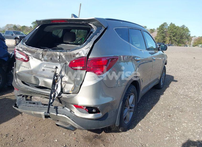 Photo 4 of 2018 Hyundai Santa FE SPORT 2.4L (VIN 5NMZUDLB7JH077241)