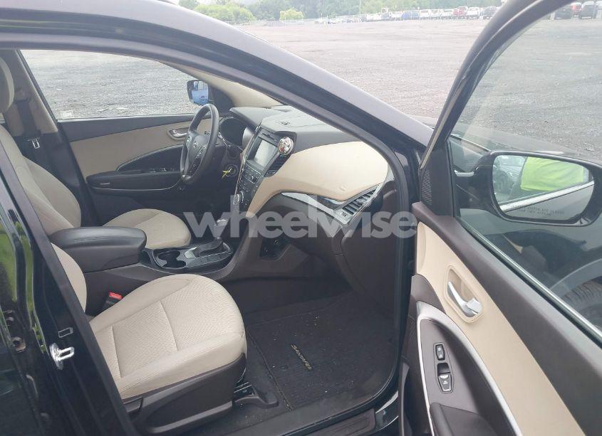 Photo 5 of 2017 Hyundai Santa FE SPORT 2.4L (VIN 5NMZUDLB8HH009282)