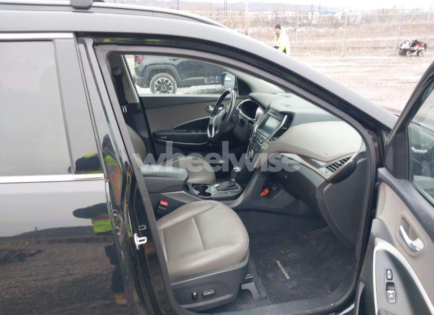 Photo 5 of 2017 Hyundai Santa FE SPORT 2.4L (VIN 5NMZUDLB8HH011954)