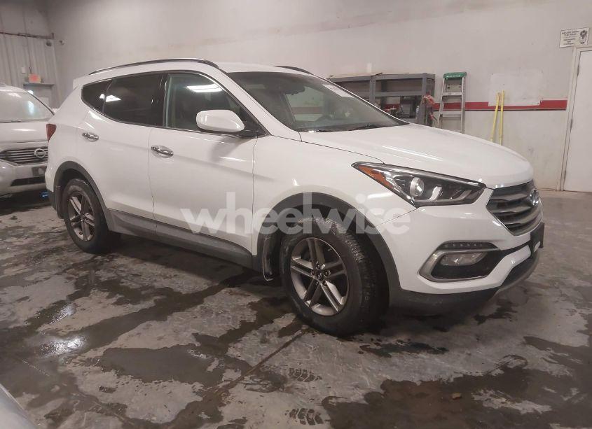 2017 Hyundai Santa FE SPORT 2.4L (VIN 5NMZUDLB8HH021108) main photo