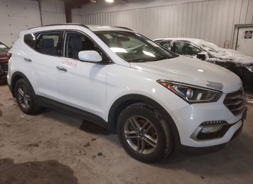 2017 Hyundai Santa FE SPORT 2.4L (VIN 5NMZUDLB8HH021335) main photo