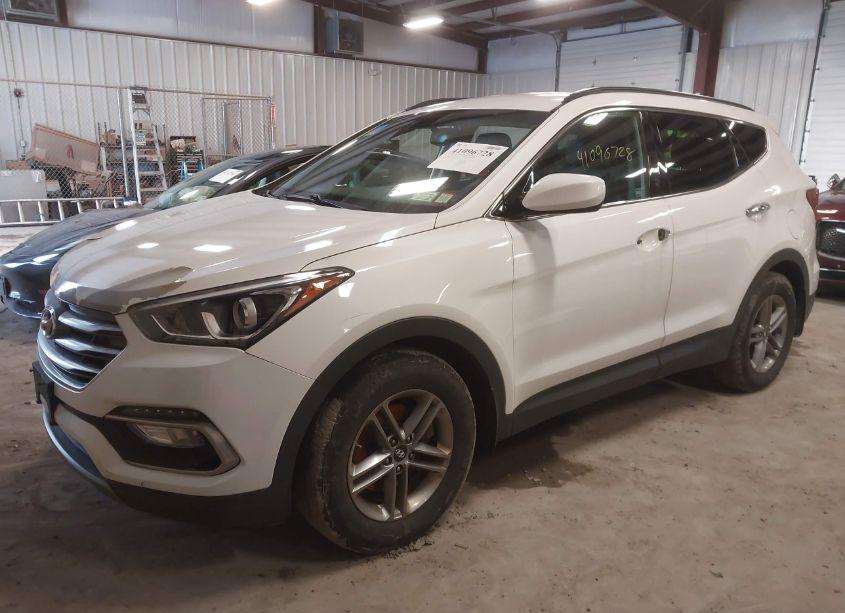 Photo 2 of 2017 Hyundai Santa FE SPORT 2.4L (VIN 5NMZUDLB8HH021335)