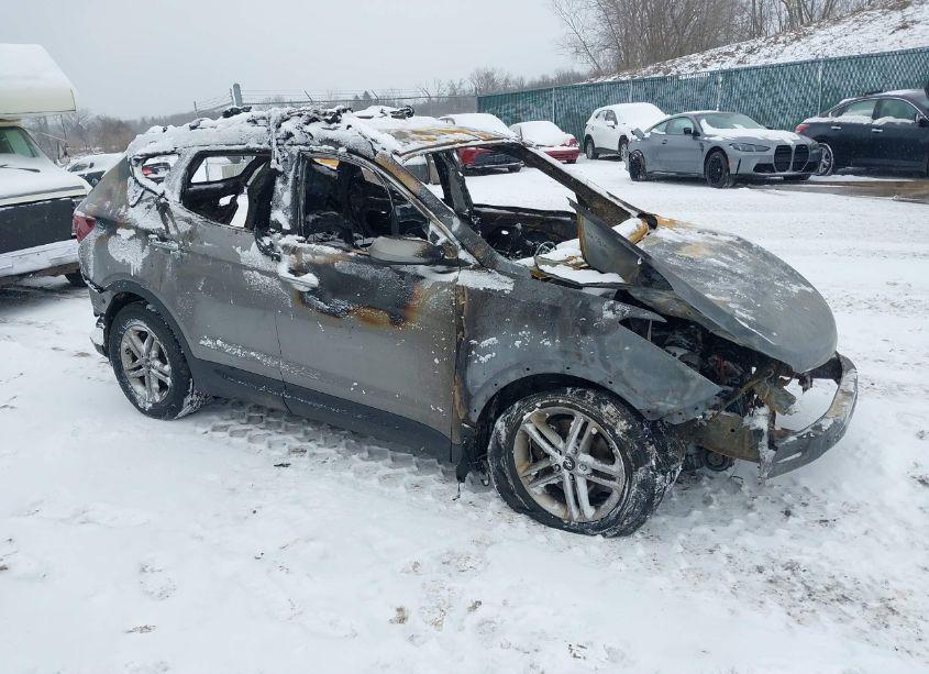 2017 Hyundai Santa FE SPORT 2.4L (VIN 5NMZUDLB8HH026647) main photo