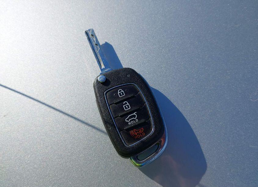 Photo 11 of 2017 Hyundai Santa FE SPORT 2.4L (VIN 5NMZUDLB9HH037057)