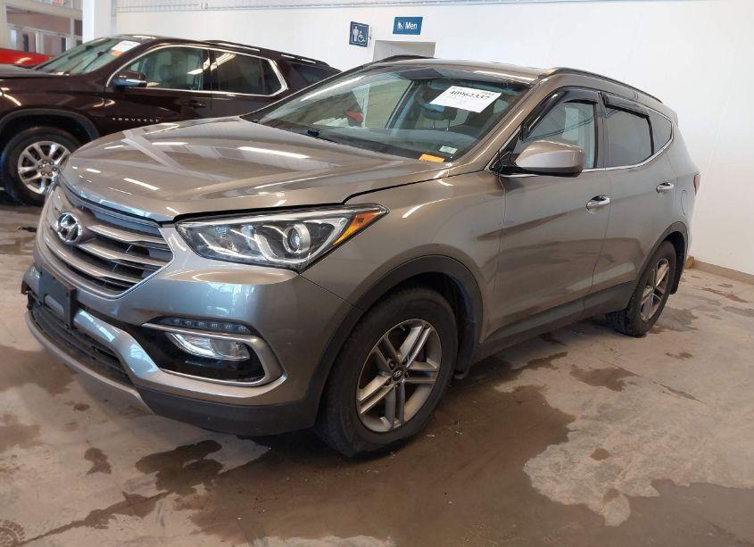 Photo 2 of 2017 Hyundai Santa FE SPORT 2.4L (VIN 5NMZUDLB9HH037057)