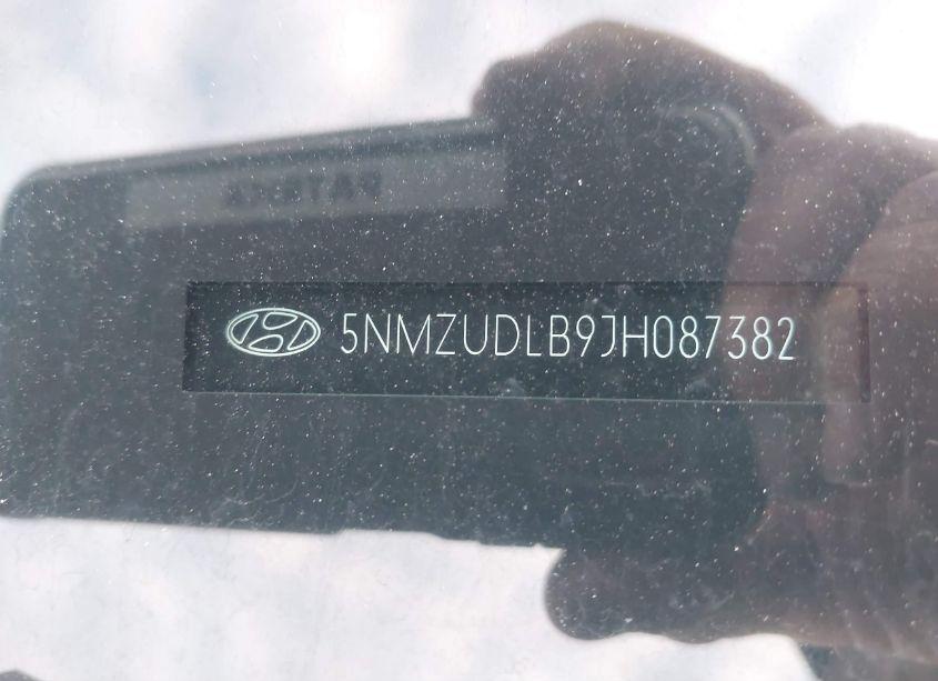 Photo 9 of 2018 Hyundai Santa FE SPORT 2.4L (VIN 5NMZUDLB9JH087382)