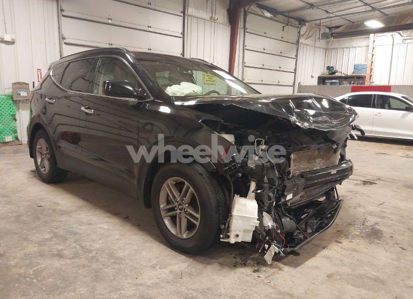 2017 Hyundai Santa FE SPORT 2.4L (VIN 5NMZUDLBXHH041621) main photo