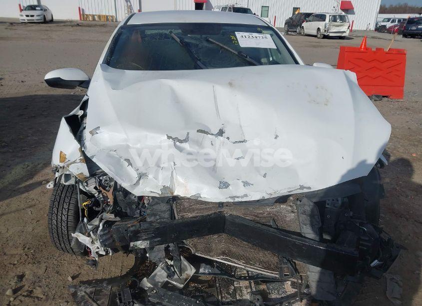 Photo 6 of 2017 Hyundai Elantra SE (VIN 5NPD74LF0HH084713)