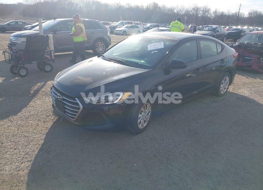 Photo 2 of 2017 Hyundai Elantra SE (VIN 5NPD74LF0HH100568)